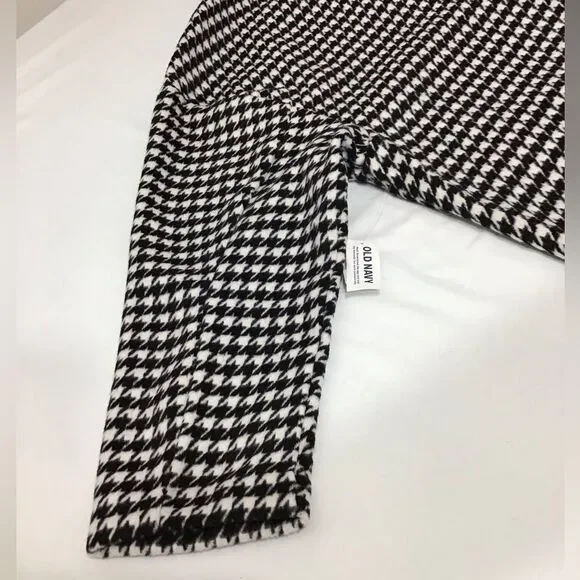 Old Navy Black & Whitee Houndstooth Coat New Size XL